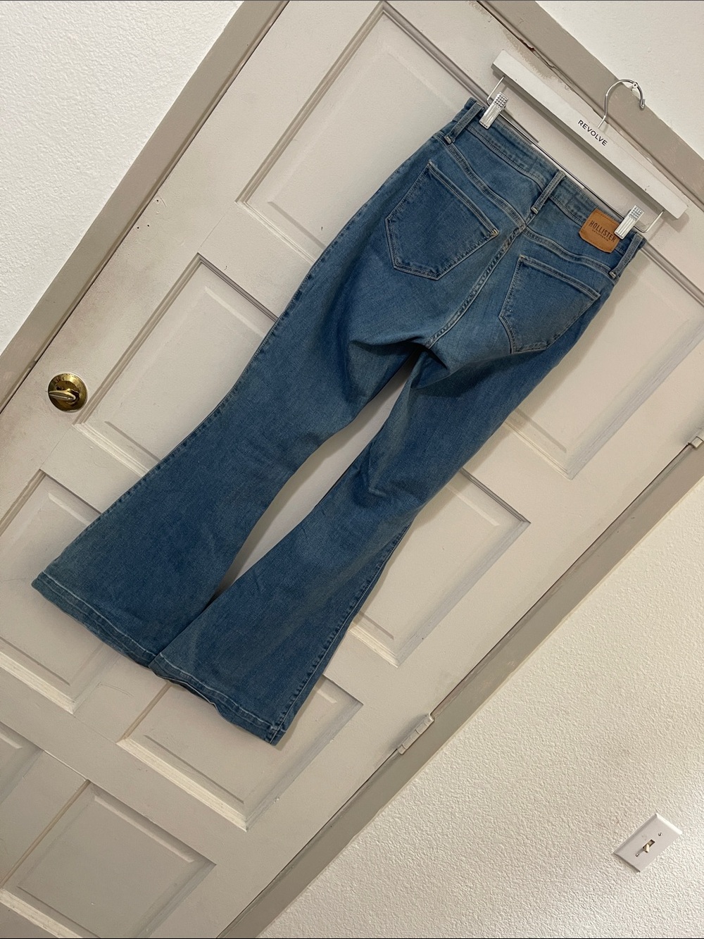Hollister Classic Blue Flare Jeans - Women's - Picture 4 of 4